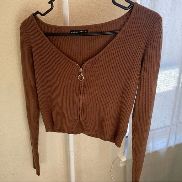 SHEIN Tops - Brown Shein Cropped Zip Up Long Sleeve